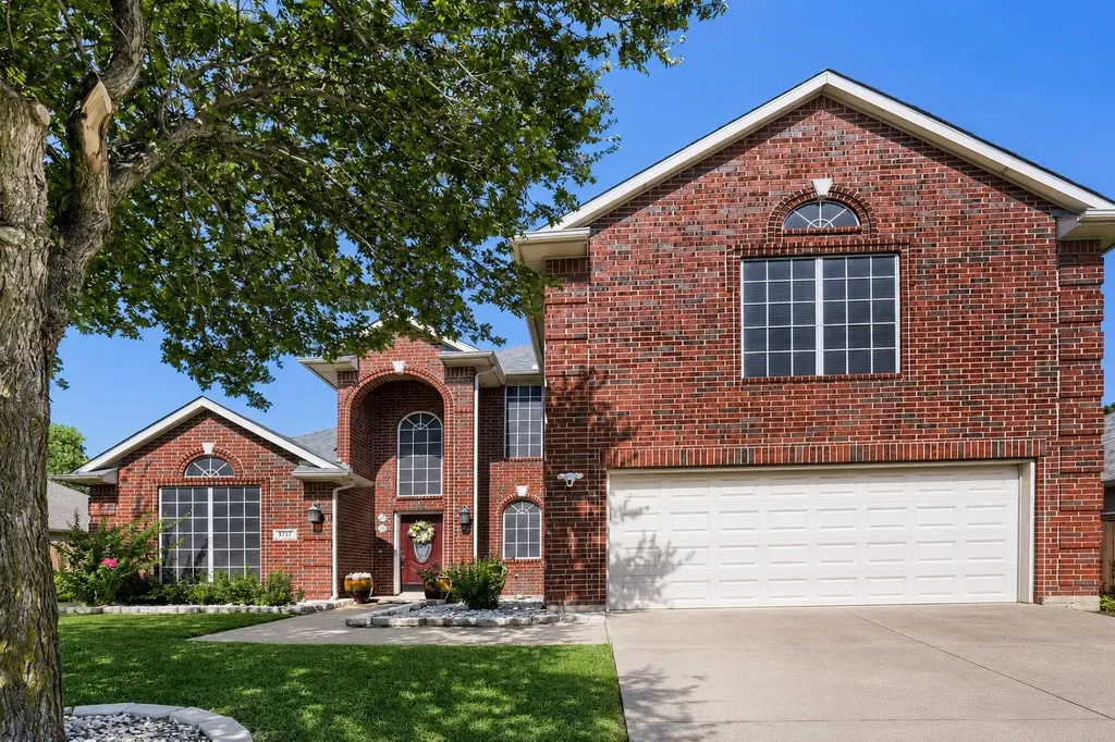 5717 Greenway Drive Rowlett TX 75089