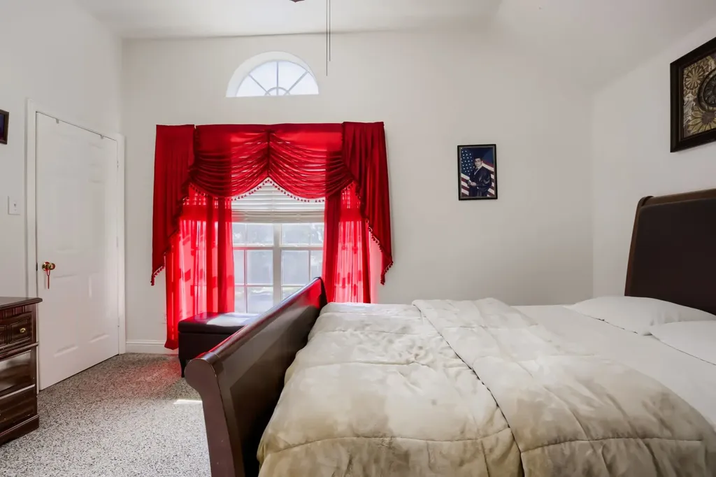 5717 Greenway Drive Rowlett TX 75089