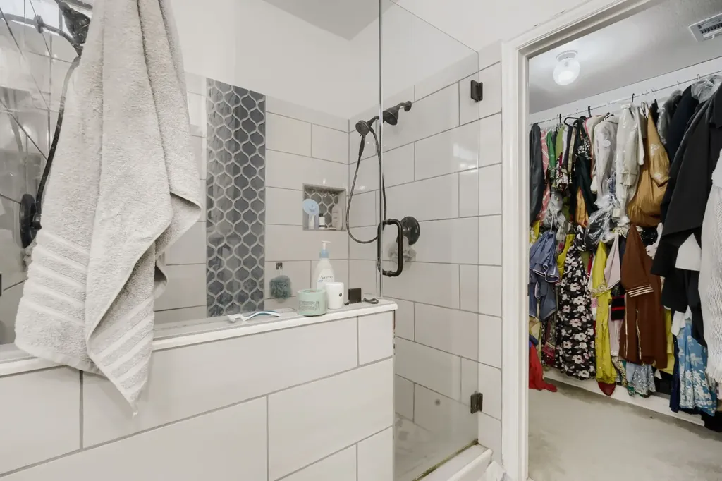 5717 Greenway Drive Rowlett TX 75089