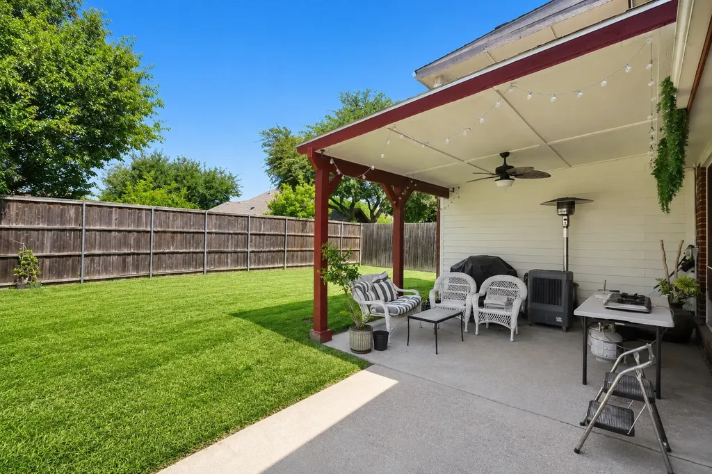 5717 Greenway Drive Rowlett TX 75089