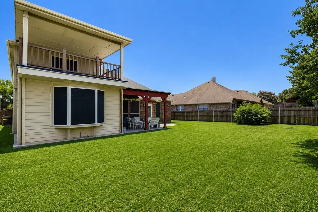 5717 Greenway Drive Rowlett TX 75089