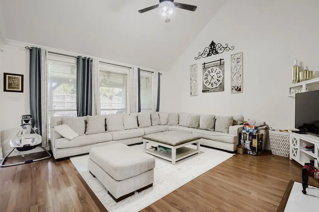 5717 Greenway Drive Rowlett TX 75089