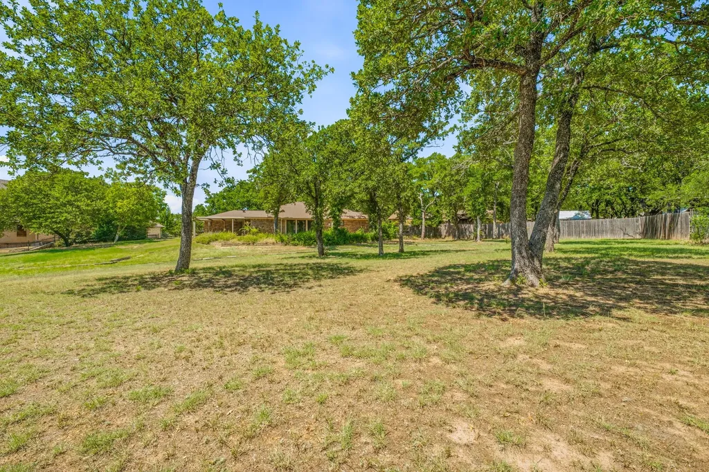 1513 Mimosa Circle Graham TX 76450