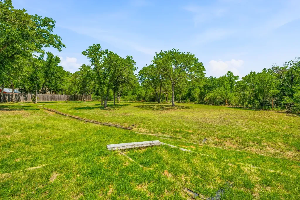 1513 Mimosa Circle Graham TX 76450