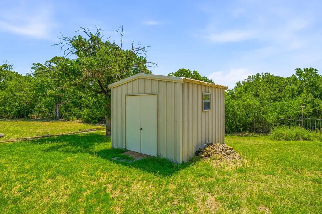 1513 Mimosa Circle Graham TX 76450