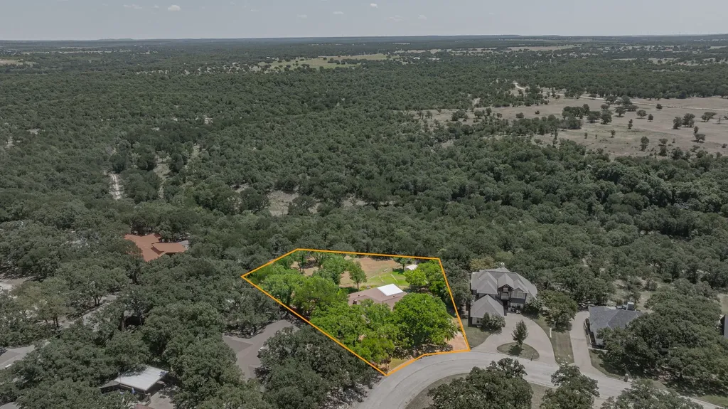 1513 Mimosa Circle Graham TX 76450
