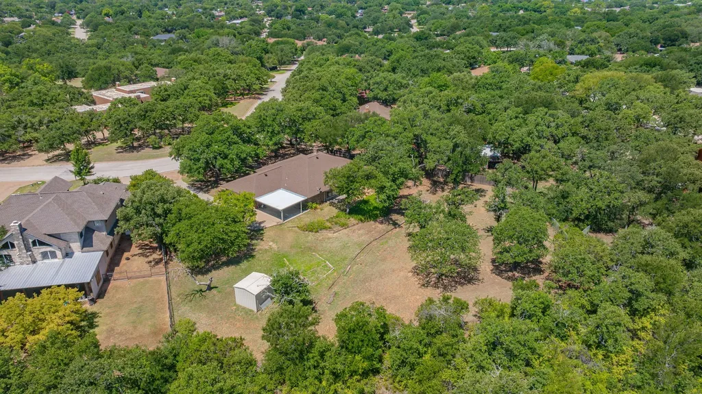 1513 Mimosa Circle Graham TX 76450
