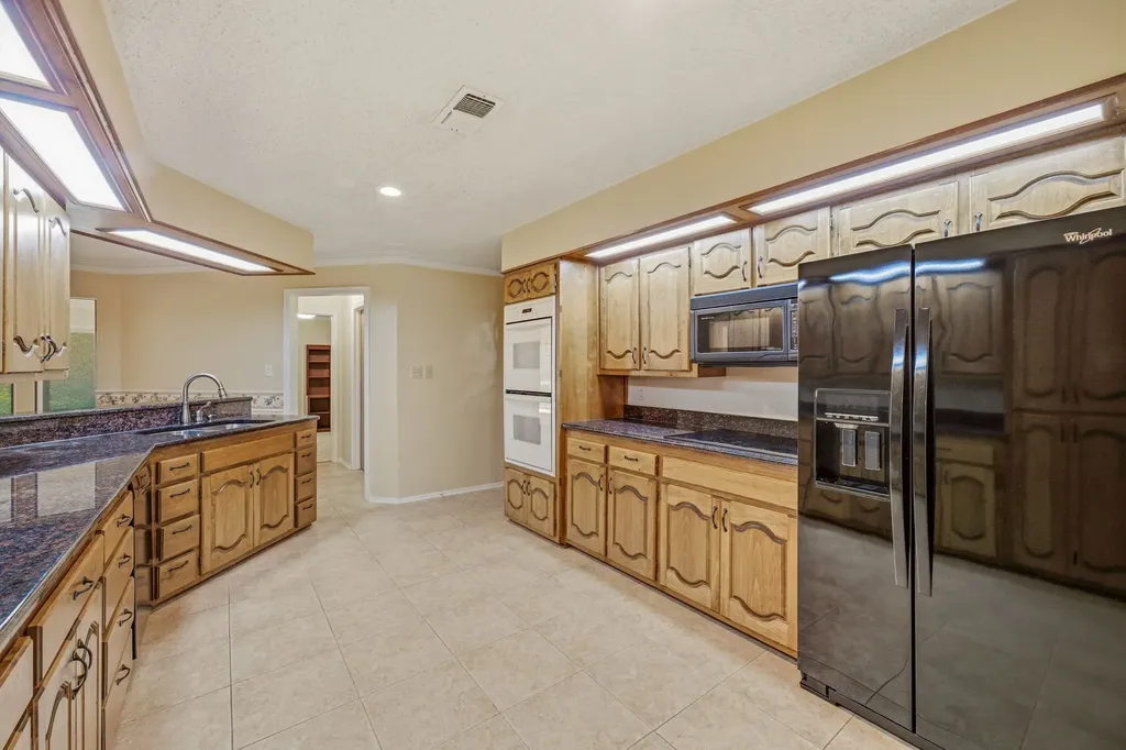 1513 Mimosa Circle Graham TX 76450