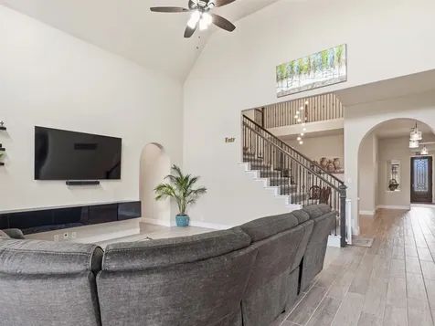 521 Ridgewater Trail Fort Worth TX 76131