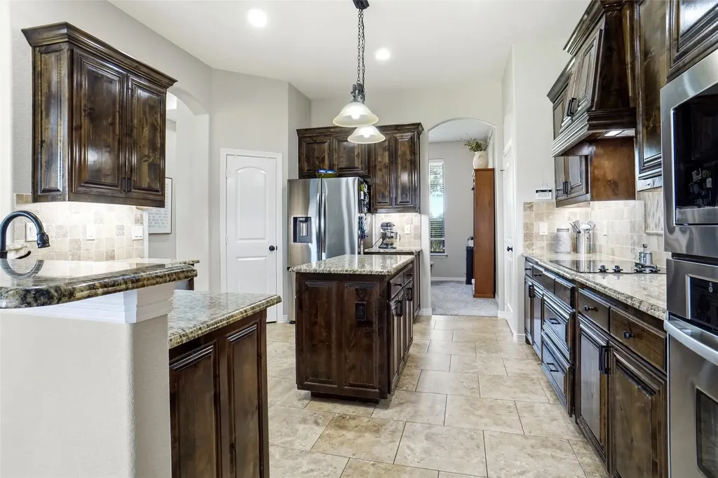 14216 Lucille Drive Newark TX 76071