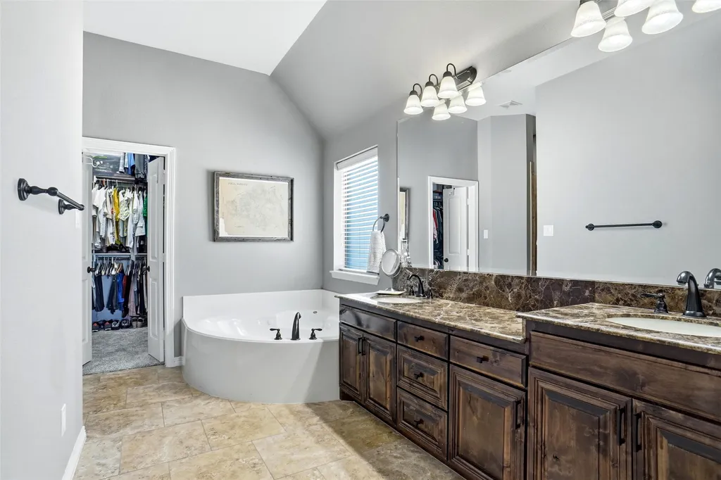 14216 Lucille Drive Newark TX 76071