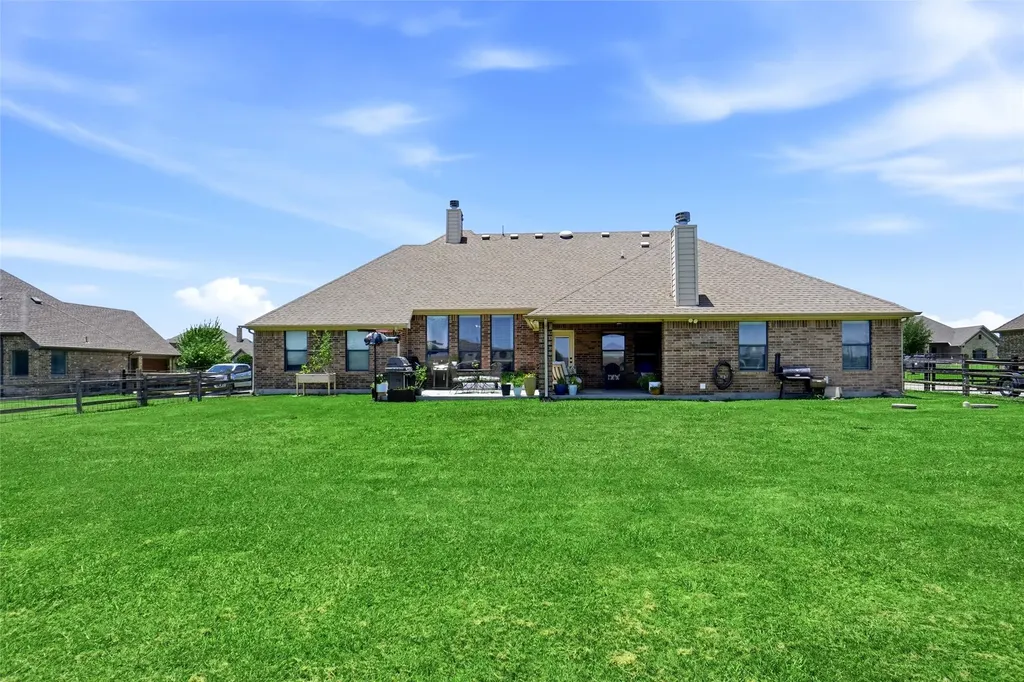 14216 Lucille Drive Newark TX 76071