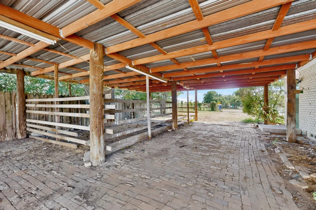 1301 Ballard Road Seagoville TX 75159