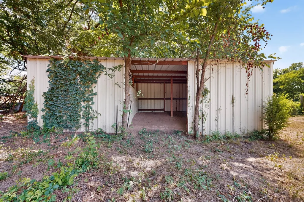 1301 Ballard Road Seagoville TX 75159