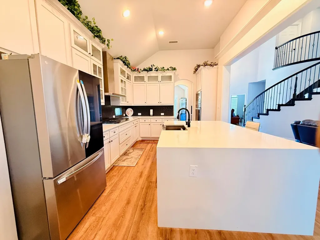 214 Tradd Street Glenn Heights TX 75154