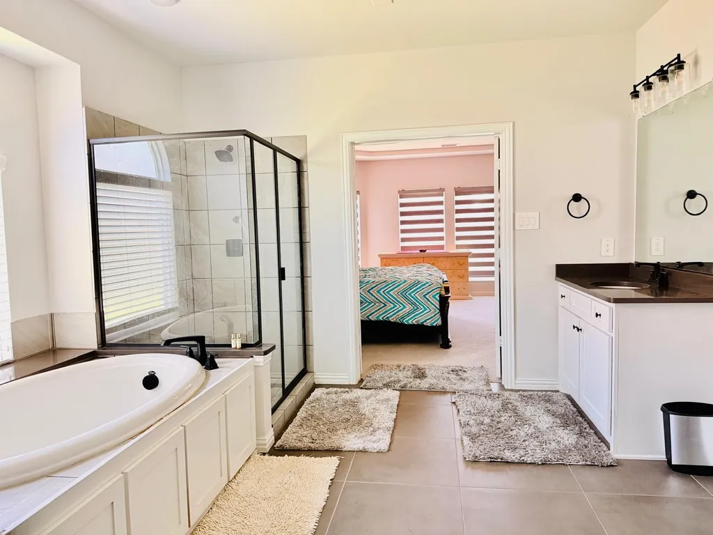 214 Tradd Street Glenn Heights TX 75154