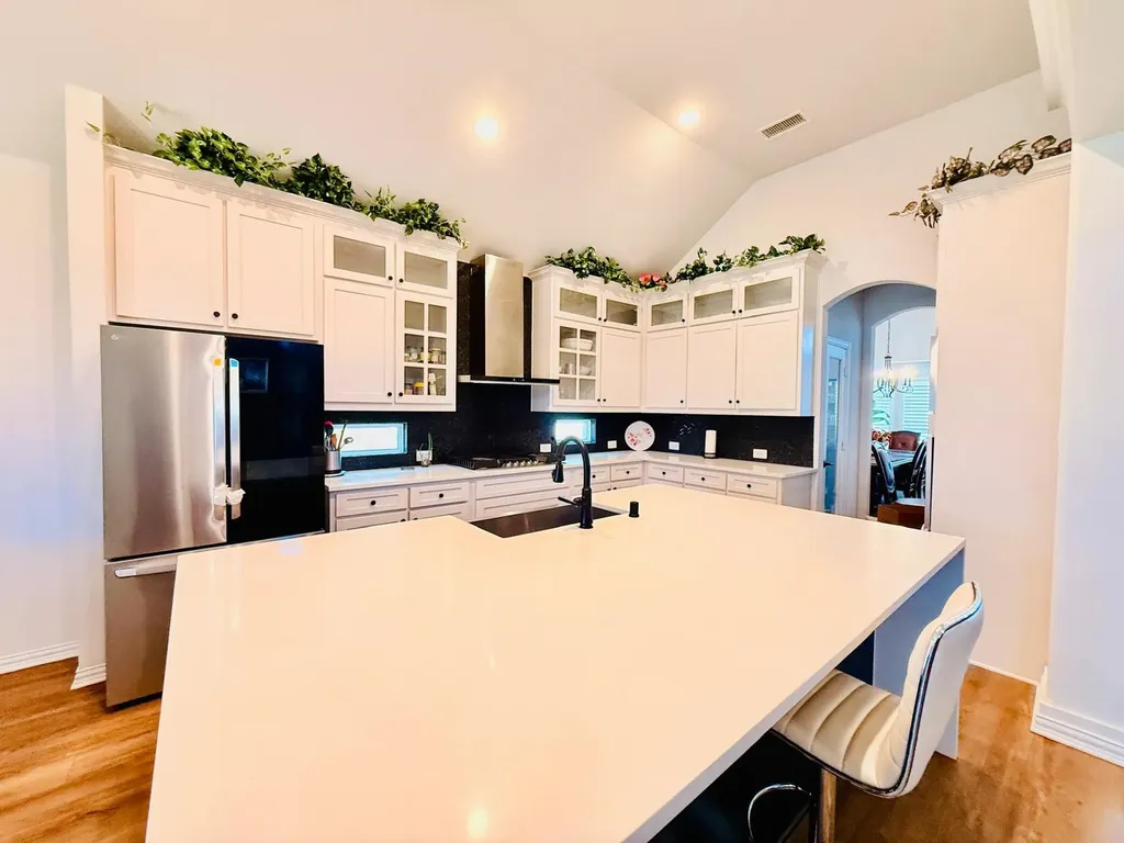 214 Tradd Street Glenn Heights TX 75154