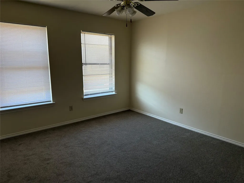 1294 Speight Avenue Waco TX 76706