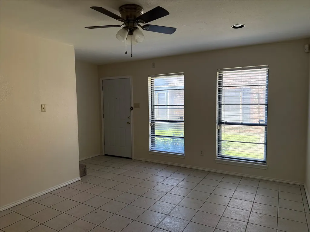 1294 Speight Avenue Waco TX 76706