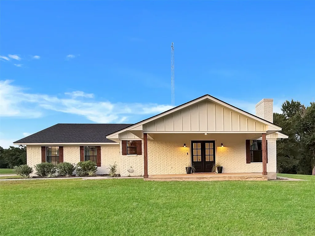 2143 Vz County Road 4106 Canton TX 75103