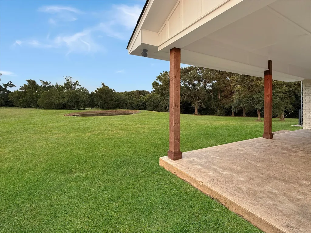 2143 Vz County Road 4106 Canton TX 75103