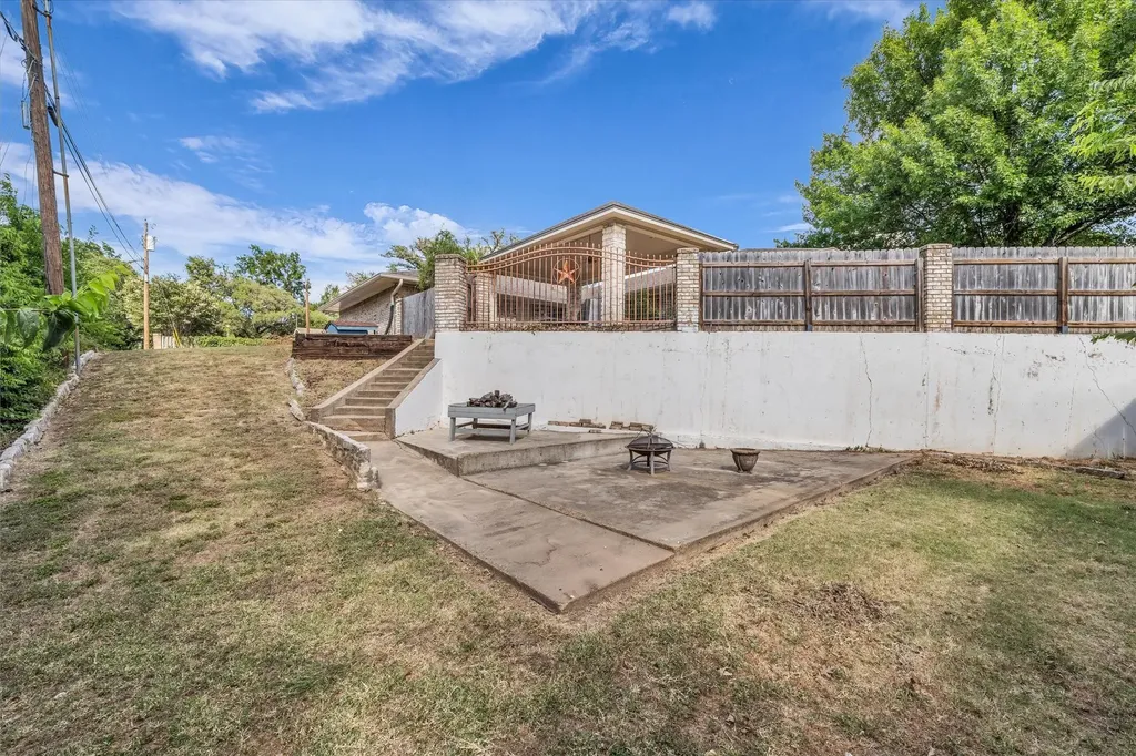 7101 Country Club Road Waco TX 76710