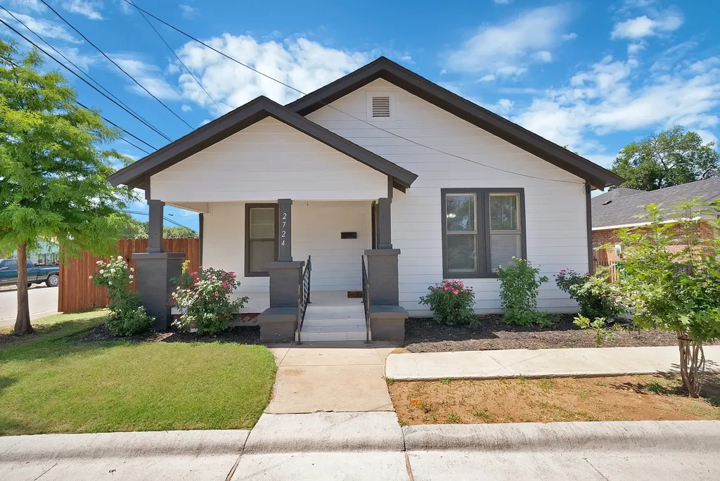 2724 E 12th Street Fort Worth TX 76111