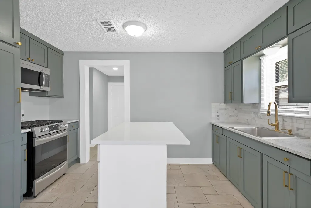 2724 E 12th Street Fort Worth TX 76111