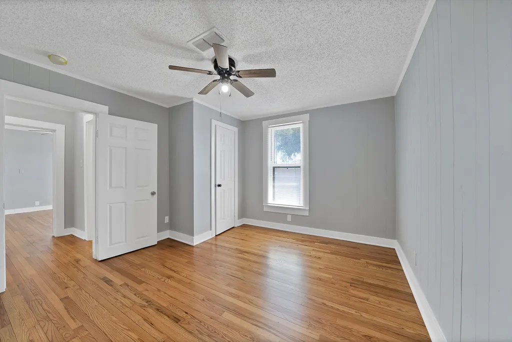 2724 E 12th Street Fort Worth TX 76111