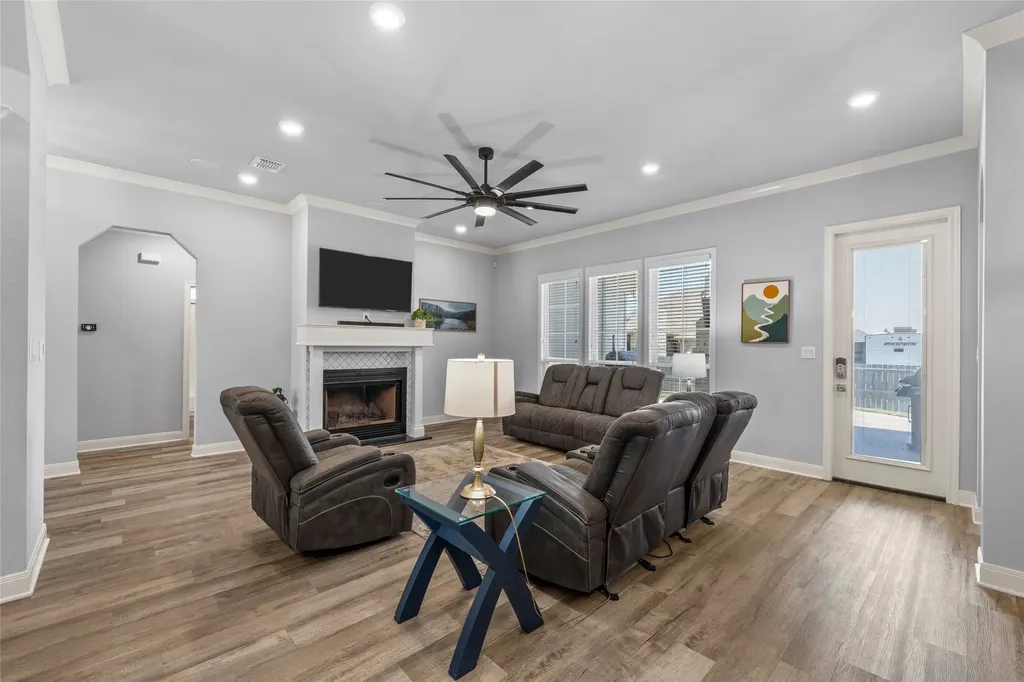 10112 Braided Briar Lane Waco TX 76712