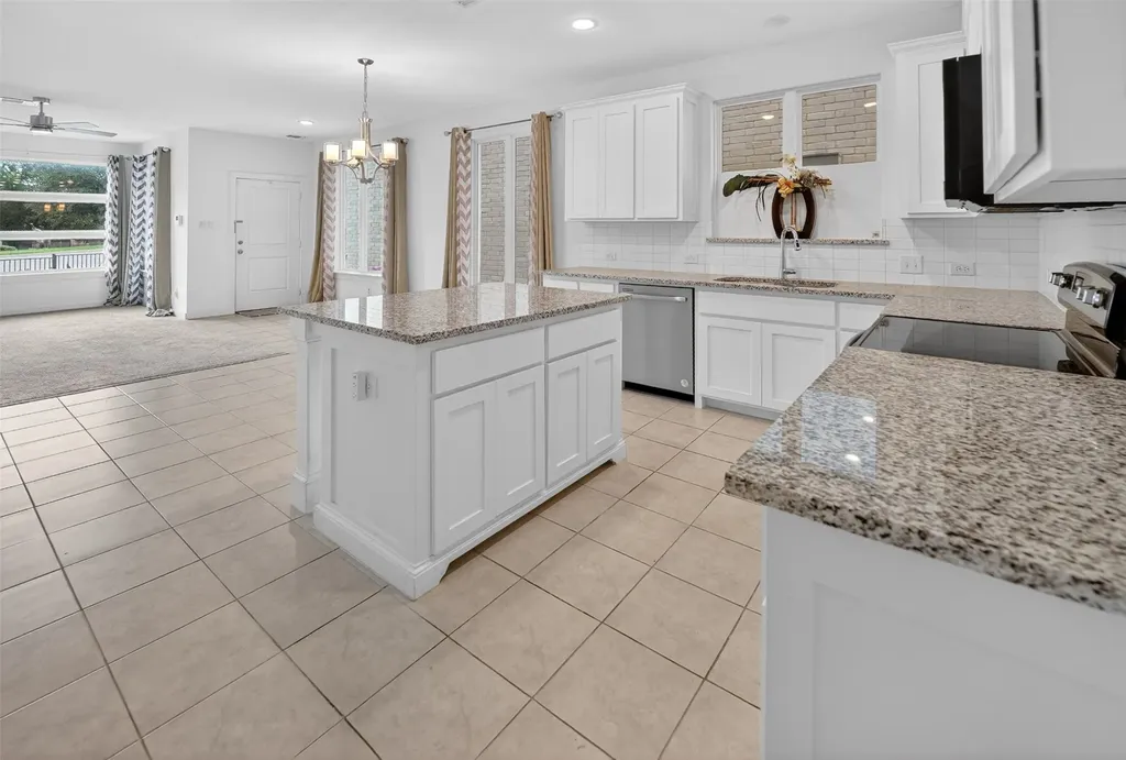 340 Oakbend Drive Lewisville TX 75067