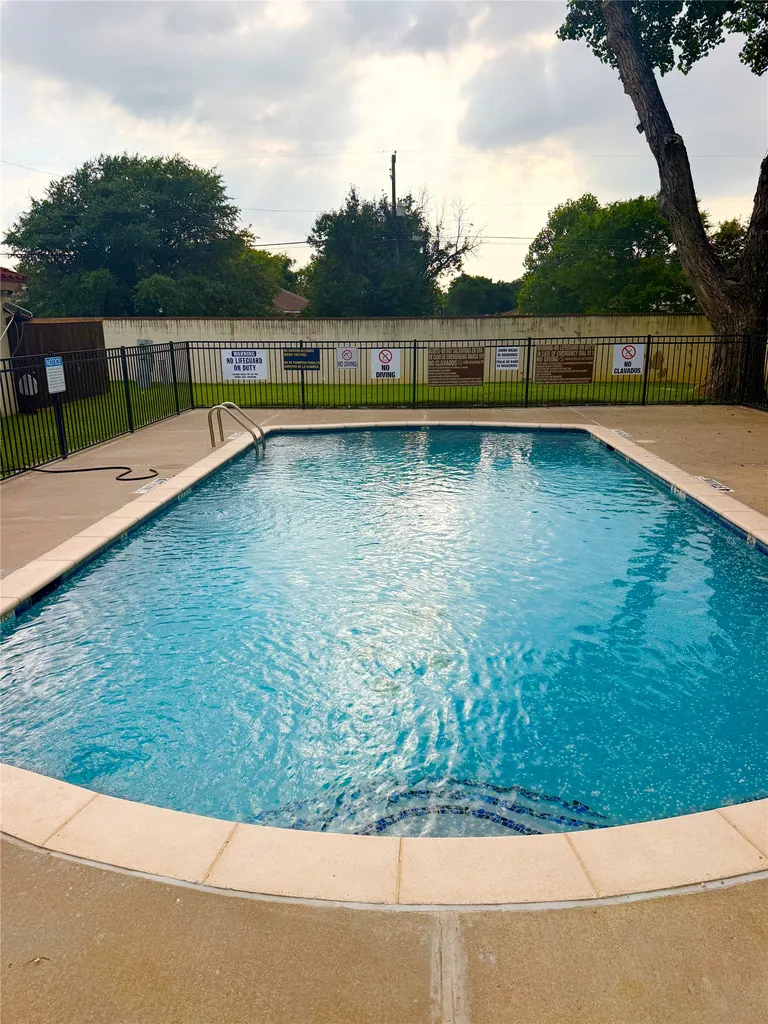 4210 Vista Del Sol Drive Fort Worth TX 76119