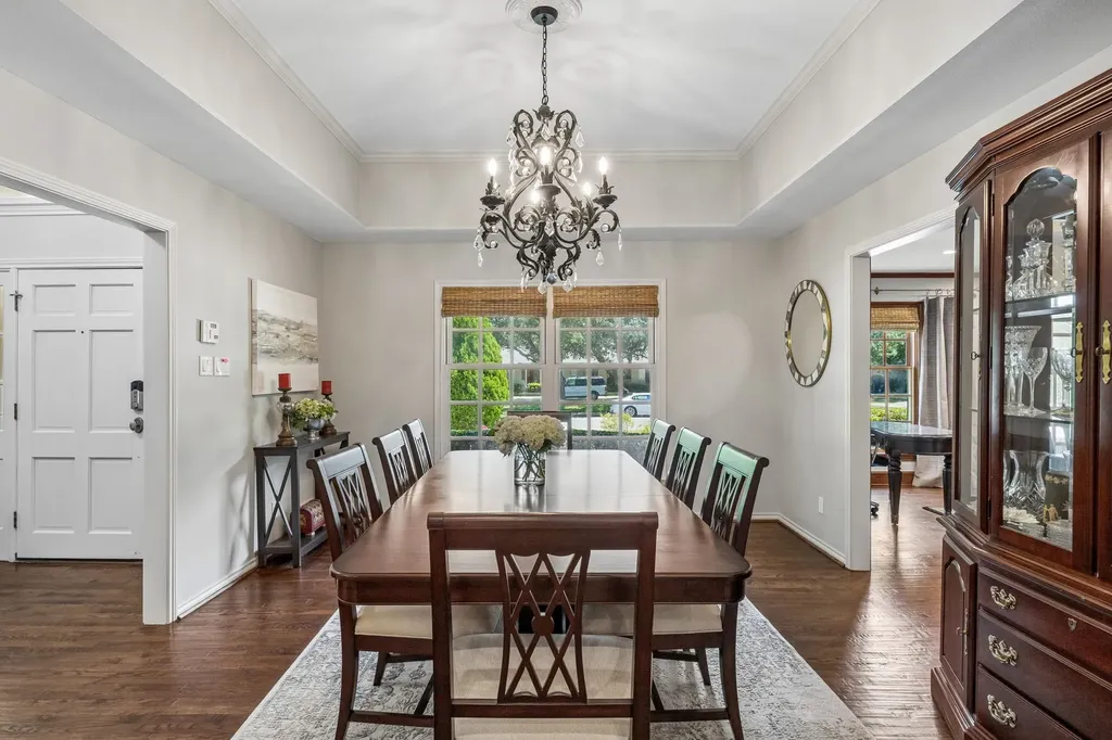 7241 Cliffbrook Drive Dallas TX 75254