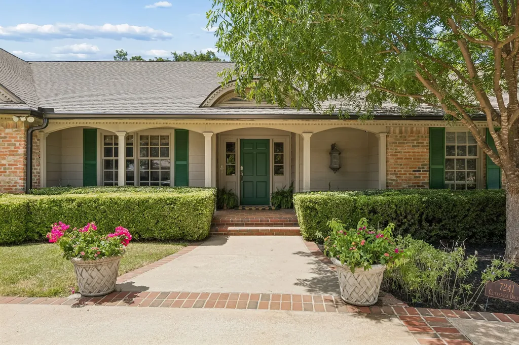 7241 Cliffbrook Drive Dallas TX 75254