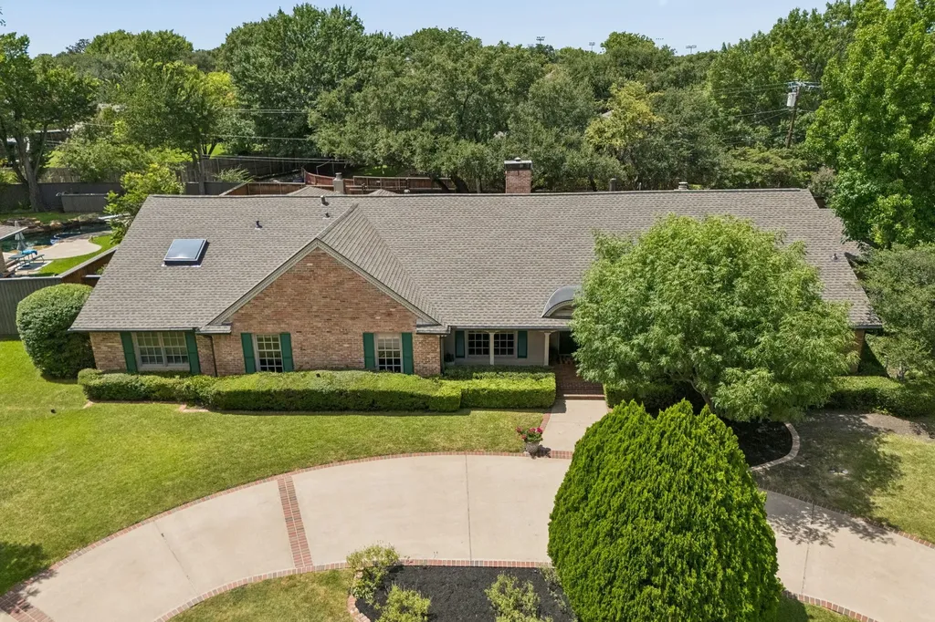 7241 Cliffbrook Drive Dallas TX 75254