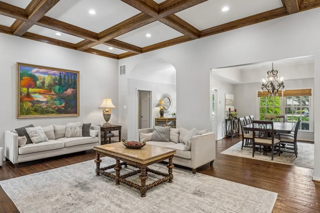 7241 Cliffbrook Drive Dallas TX 75254