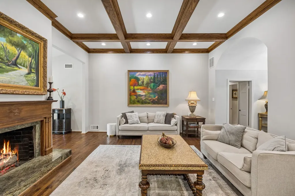 7241 Cliffbrook Drive Dallas TX 75254