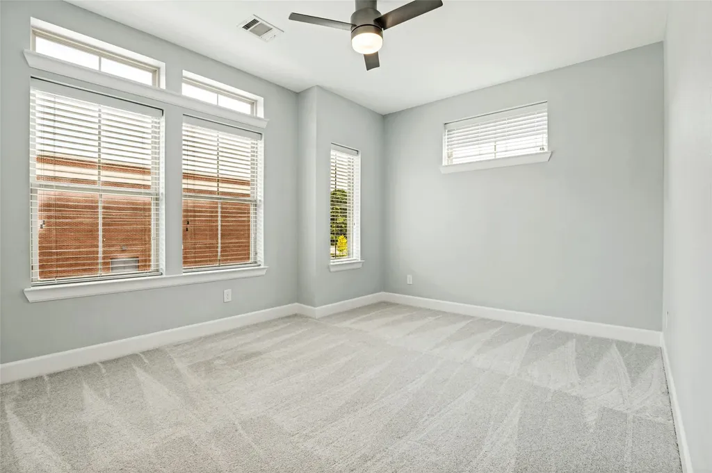 710 High Garden Place Dallas TX 75208