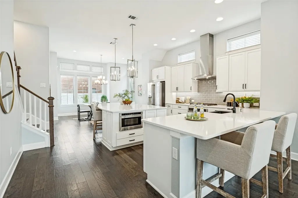 710 High Garden Place Dallas TX 75208