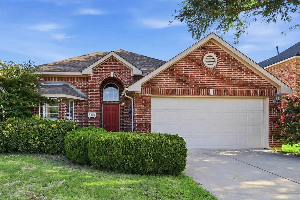 4432 Spanish Oak Circle Corinth TX 76208