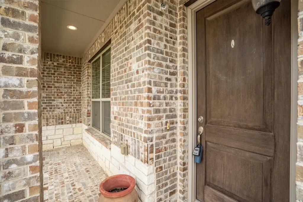 932 Parkside Drive Argyle TX 76226