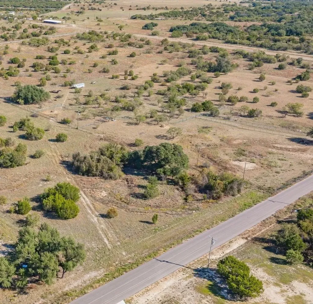 130 Gilmore Court Lipan TX 76462