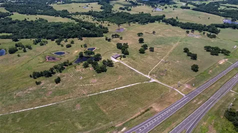 3188 Us 82 Bells TX 75414