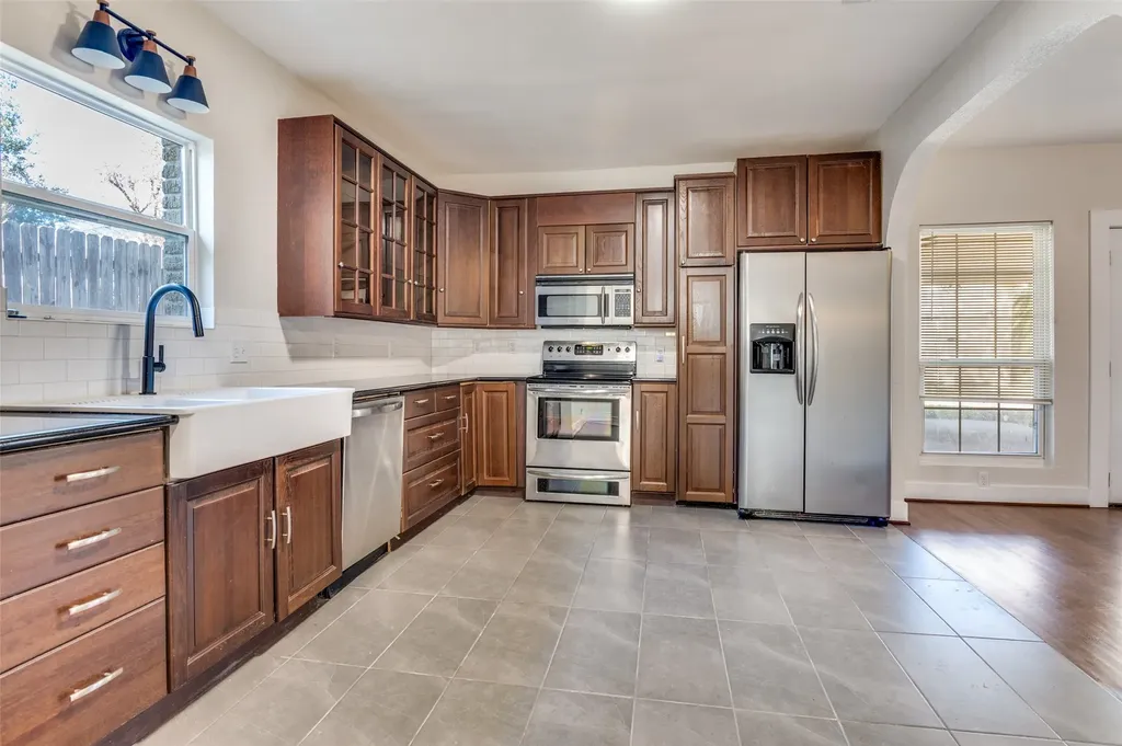1631 Homewood Place Dallas TX 75224