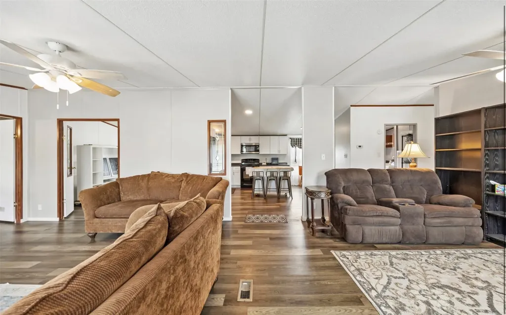 6027 Nugget Nevada TX 75173