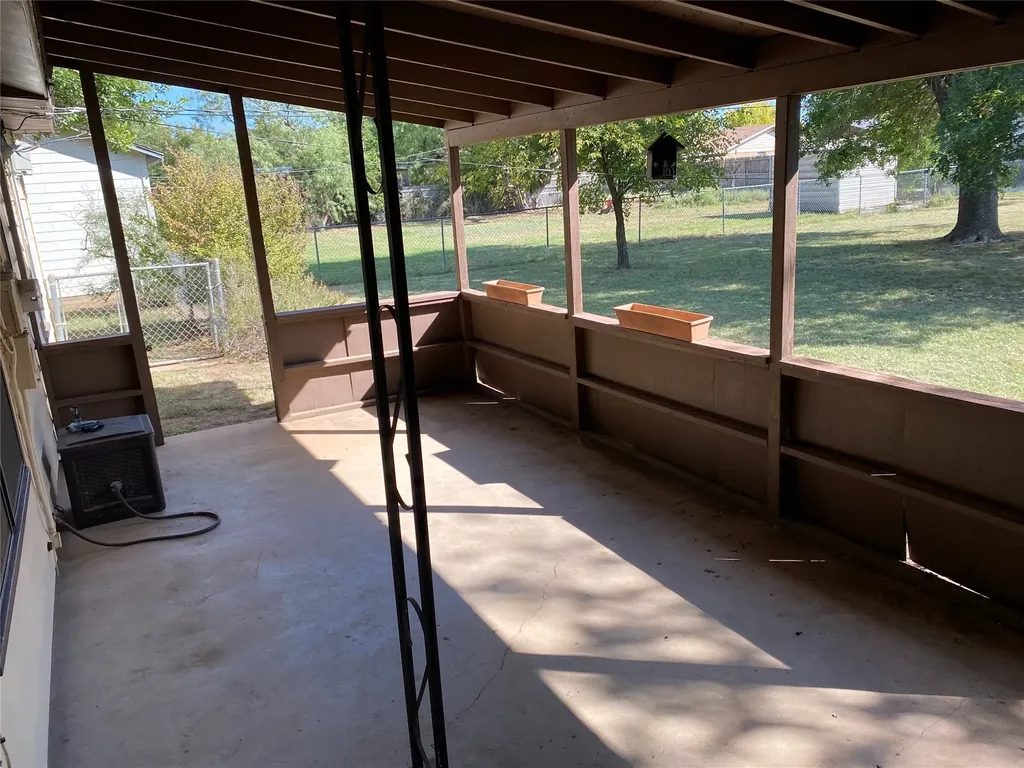 2371 Moore Street Abilene TX 79605