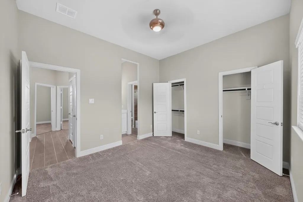 690 Serenity Lane Red Oak TX 75154