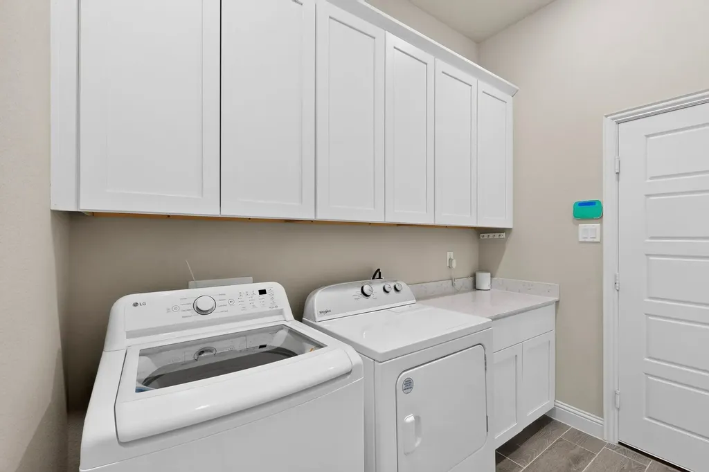 690 Serenity Lane Red Oak TX 75154