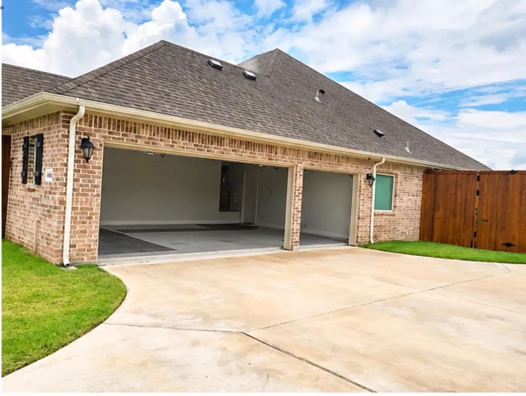690 Serenity Lane Red Oak TX 75154