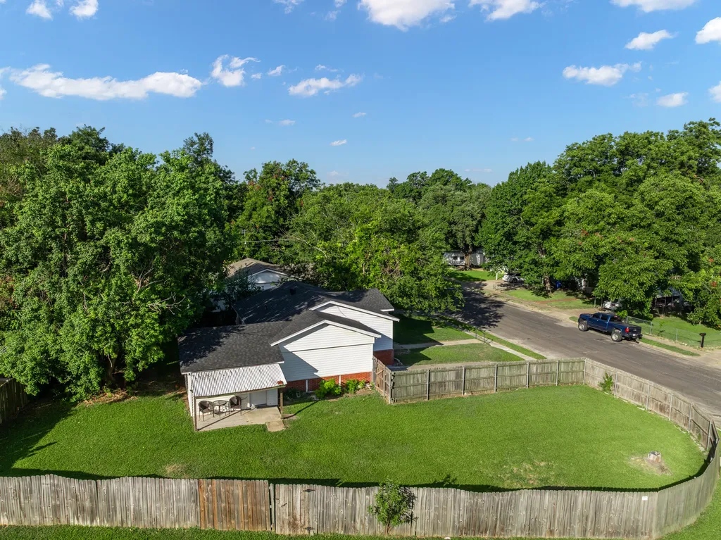 3804 Belmont Drive Waco TX 76711